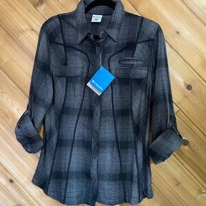 Columbia Women’s Dark Grey Plaid Button Shirt, Medium